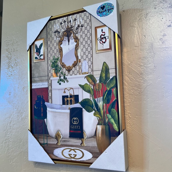 GUCCI Canvas Frame - Picture 10 of 10